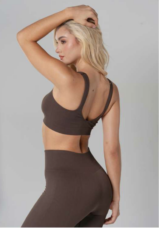 Tu Date_Top Elie Brown